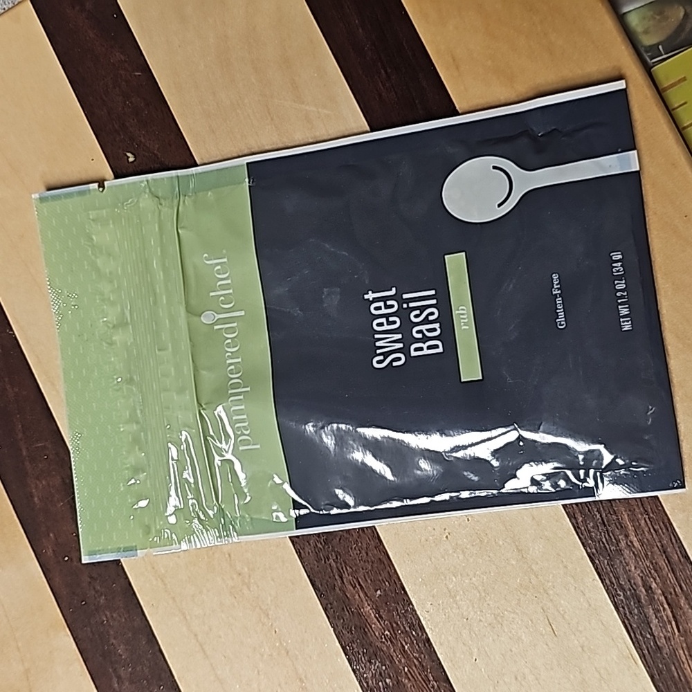 Pampered Chef Sweet Basil Rub